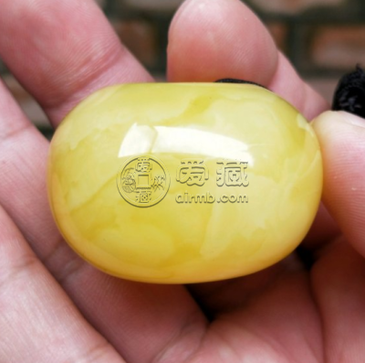 蜜蜡如何快速返花    蜜蜡返花图片