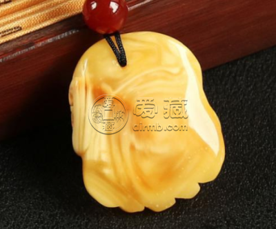 蜜蜡的寓意及功效 蜜蜡寓意详解