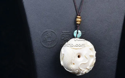 蜜蜡吊坠款式图片 蜜蜡吊坠什么样的好