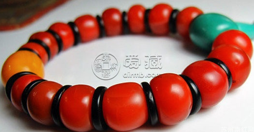 南紅瑪瑙手串多少錢一條 南紅瑪瑙手串價(jià)格及圖片