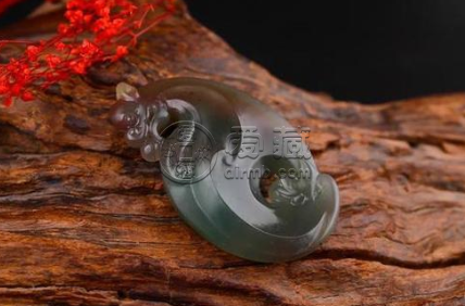 瑪瑙和玉哪個(gè)對(duì)身體好 瑪瑙和玉