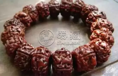 金刚菩提去除黑污垢 金刚菩提清洗技巧