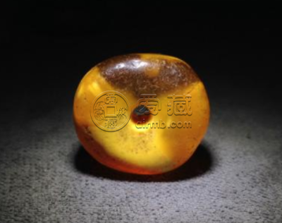 老蜜蜡饼子真假 怎么鉴别老蜜蜡饼子真假