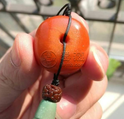 老蜜蜡好还是鸡油黄好   老蜜蜡价值