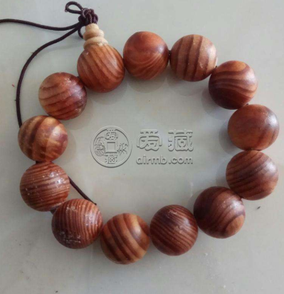 北沉香手串對(duì)人體好嗎 有什么好處功效嗎