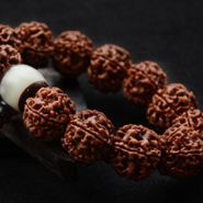 新买金刚有裂纹正常吗 有裂纹怎么办