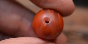 南紅顏色發暗不透光是怎么回事呢