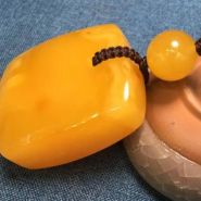 蜜蜡怎么分辨俄料和乌料  俄料和乌料有什么区别