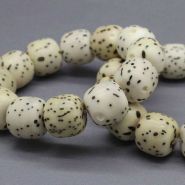 千眼菩提手串价格 怎么挑选