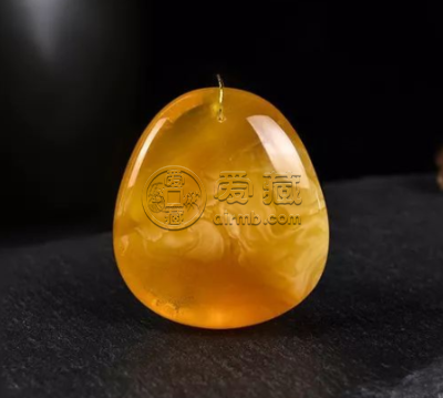 金绞蜜蜡属于哪个档次 如何看待金绞蜜蜡的