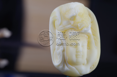 蜜蜡白蜡好还是黄蜡好  看完你就知道了