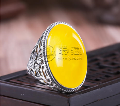 200元能买一个蜜蜡戒指吗  挑选时需注意什么