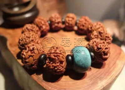 女性左手不能戴手串 主要原因是什么