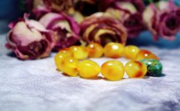 蜜蜡入药是治什么病   蜜蜡药用价值