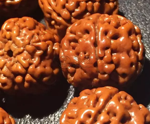 金刚菩提图片包浆 金刚菩提包浆是怎样的