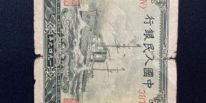 1949年一萬(wàn)元無(wú)水印軍艦價(jià)格 一版幣10000元軍艦值多少錢(qián)