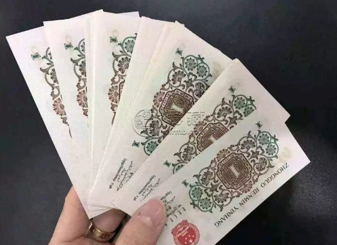 1962年一角纸币值多少钱    62年纸币一角现在值多少钱
