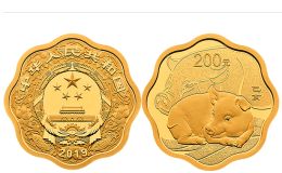2019年豬年生肖金銀幣15克梅花形金幣收藏價值 回收價格