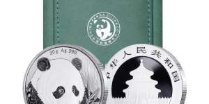 熊貓金幣回收價目表2018版      2018年熊貓金銀幣套裝市場價格