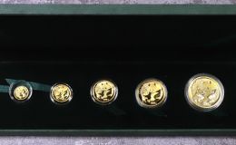 2005年熊猫金币的市场行情与收藏价值