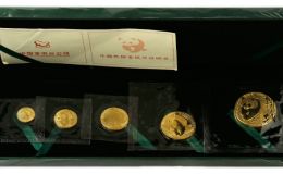 2001年熊猫金币价格与收藏价值