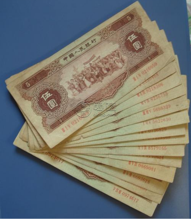 黄五元价格多少钱一张    1956年5元收藏价值