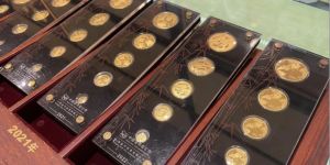 2024年熊貓金幣價目表   熊貓金幣套裝最新價格