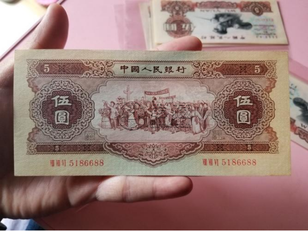 黄五元价格多少钱一张  1953年黄五元投资价值