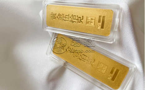 熊貓金幣好還是金條好   金條和熊貓金幣哪個(gè)更適合新手投資