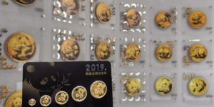中國(guó)熊貓金幣值錢(qián)嗎  熊貓金幣一套多少克