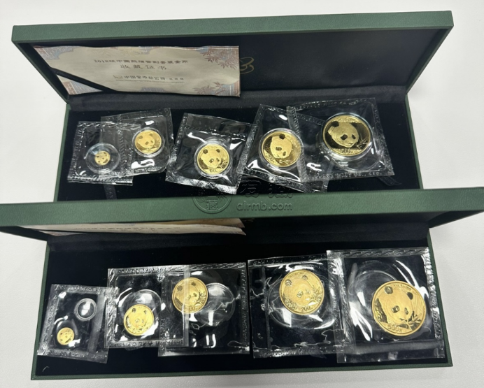 一套熊猫纪念金币值多少钱   如何评估熊猫纪念金币的价值
