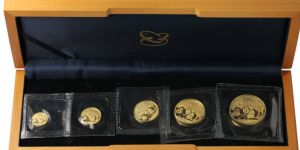 2013年熊貓金幣回收價目表   2013年熊貓金幣套裝最新價