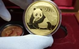 2015熊猫金币一套回收价目表 2015熊猫金币套装现在市场价多少