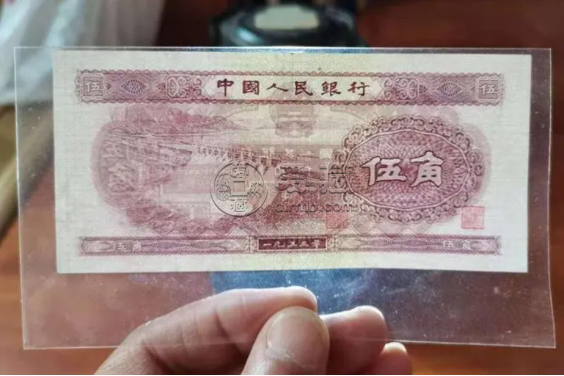 1953年5角纸币价格    二版币五角回收价格