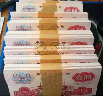 女拖拉机手一元价格  整刀女拖拉机手一元价格