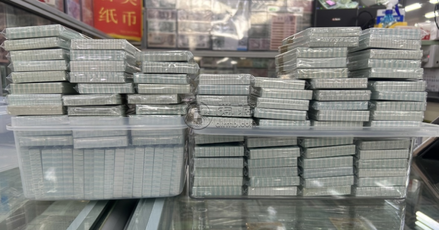 梅州回收紙幣  梅州舊版回收人民幣價(jià)格