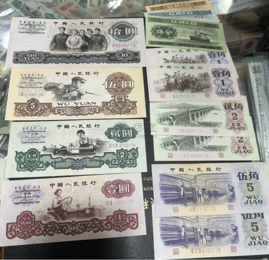 焦作回收紙幣   焦作上門(mén)回收錢(qián)幣紀(jì)念鈔
