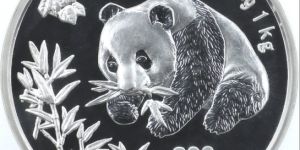 1998年1公斤熊猫银币价格   1公斤熊猫银币值多少钱