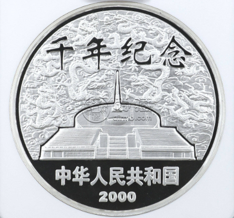 千禧年公斤银币价格 2000年1公斤千年纪念银币多少钱