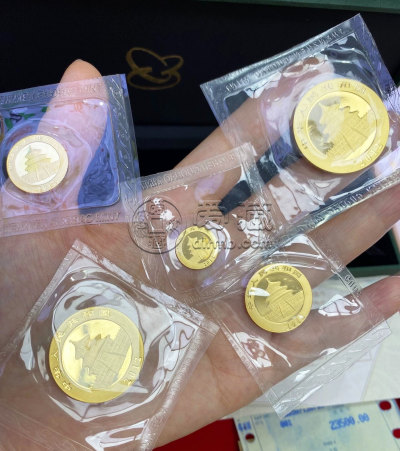 中国金银币目录价格 熊猫金币回收交易中心