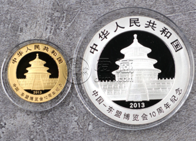 2013年熊猫金币的现价 熊猫金币一套最新市场价