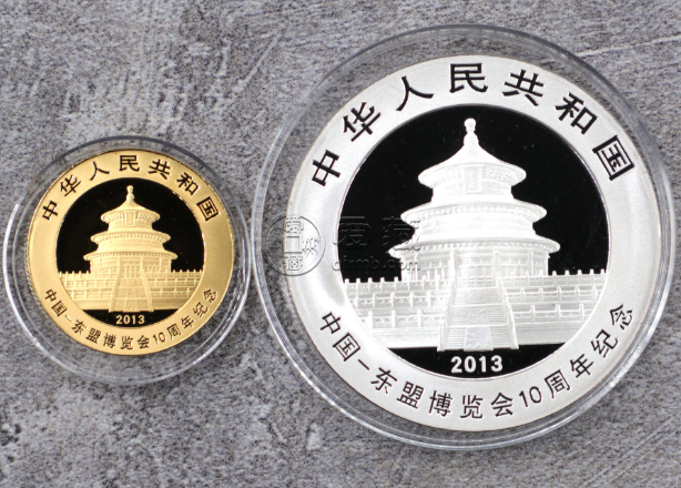 2013年熊猫金币的现价 熊猫金币一套最新市场价