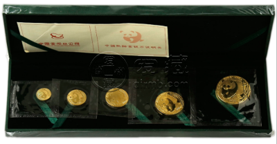 2001年熊猫金币套装回收价  2001年熊猫金币值多少钱