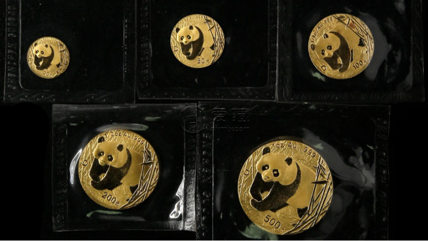 2001年熊貓金幣套裝回收價  2001年熊貓金幣值多少錢