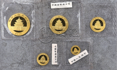 2002年熊猫金币回收价目表   2002年熊猫金币套装市场价格