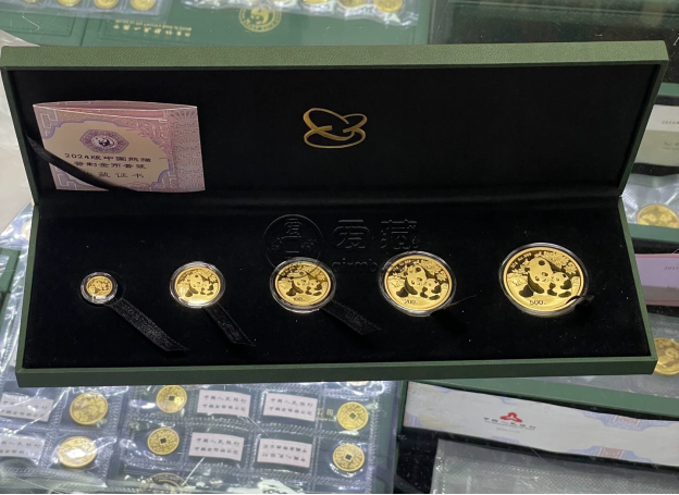 熊猫纪念金币现在市场价是多少  熊猫纪念金币市场价目表