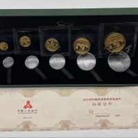 2010年熊猫金币值多少钱    2010年熊猫金币套装价格