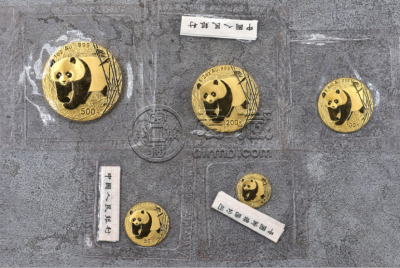 2002年熊猫金币回收价目表   2002年熊猫金币市场价格