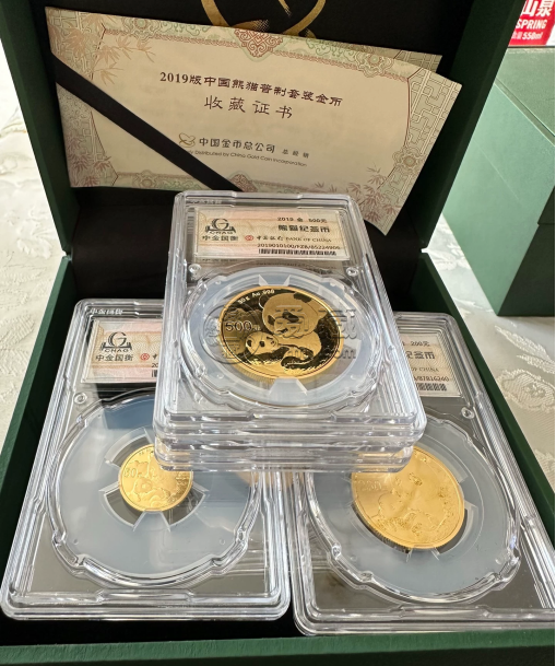 熊猫金币正规回收机构   熊猫金币最新价格