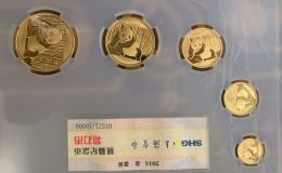 2015年熊貓金幣套裝的回收價格是多少呢